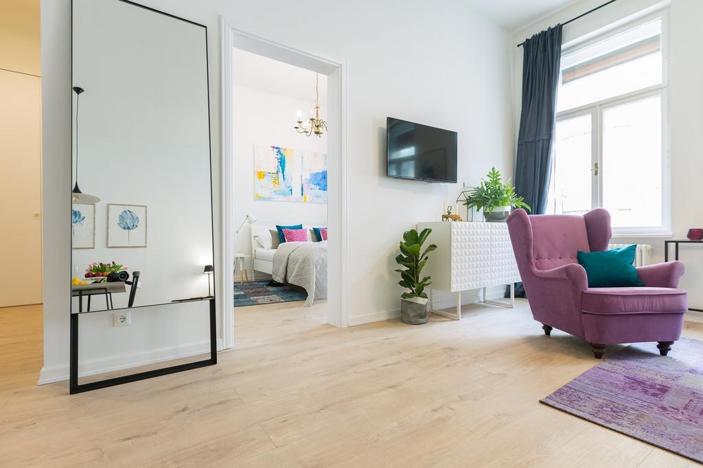 Montevideo Apartment ซาเกร็บ ภายนอก รูปภาพ