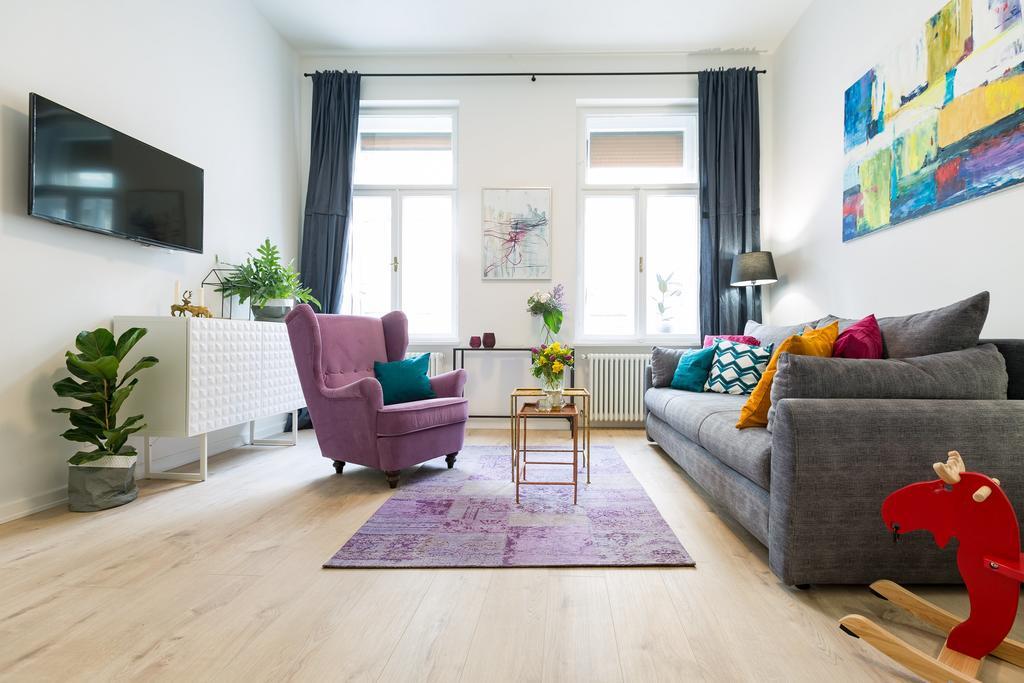 Montevideo Apartment ซาเกร็บ ภายนอก รูปภาพ